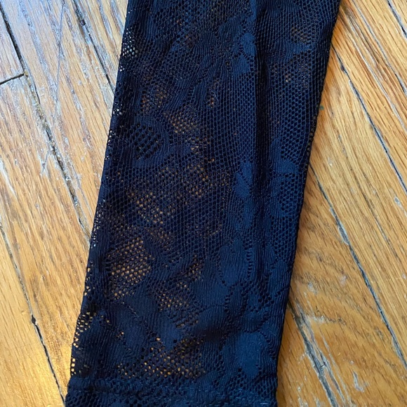 Top shop dress bought in Belfast, Northern Ireland. Size medium. - Picture 4 of 4